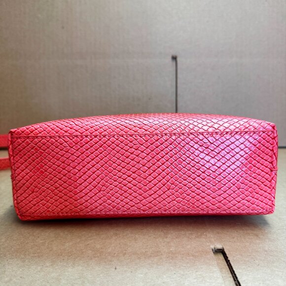 On 34th Allikay Embossed Crossbody Bag - Pink - Picture 8 of 9